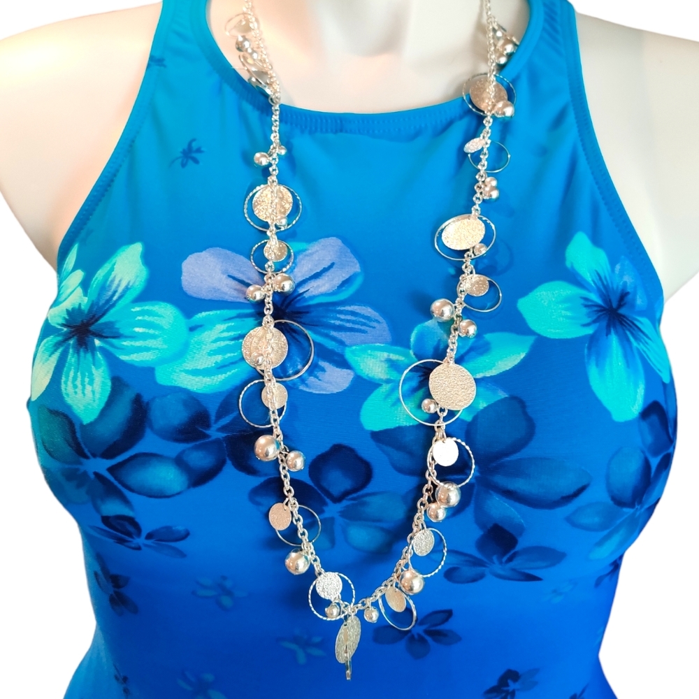 JCP Silver Tone Circle Hoop and Disc CHAIN Necklace EUC